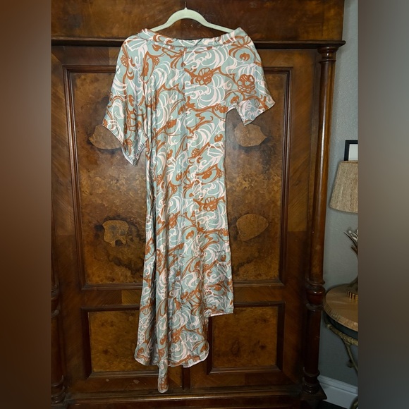 ADEAM- Floral Silk Shirtdress. Size M - Picture 5 of 11